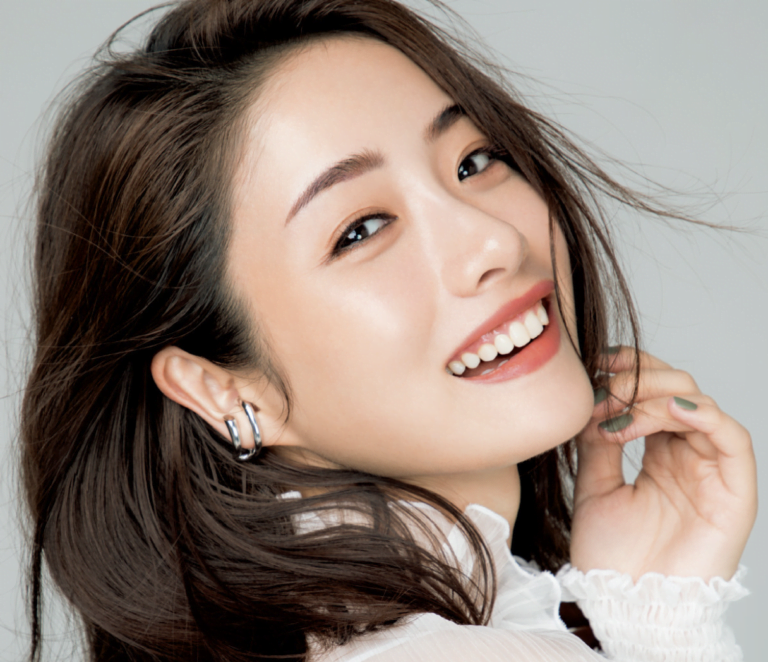 【石原さとみ】スキンケア方法や愛用品は？美肌の秘訣を徹底調査！