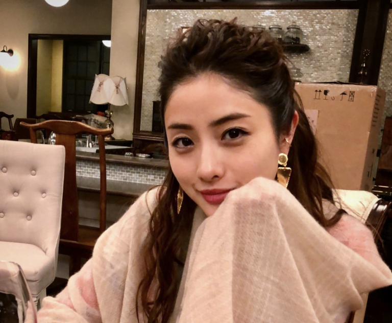 石原さとみも愛用！イースペシャルを使ってみた！使い心地や口コミまとめ！