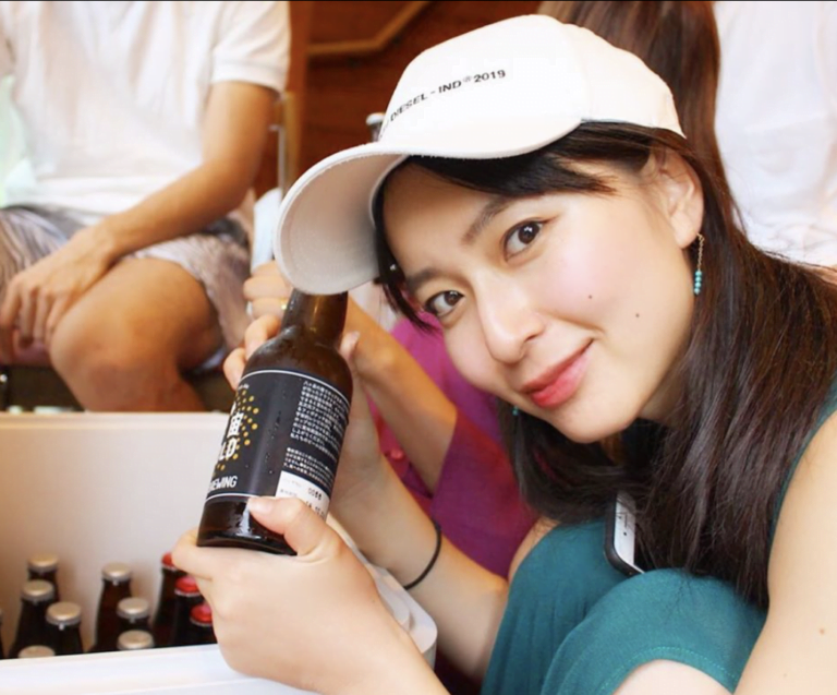 岩間恵（バチェラー）の仕事は何？たくさんデートや旅行できるのは何故？