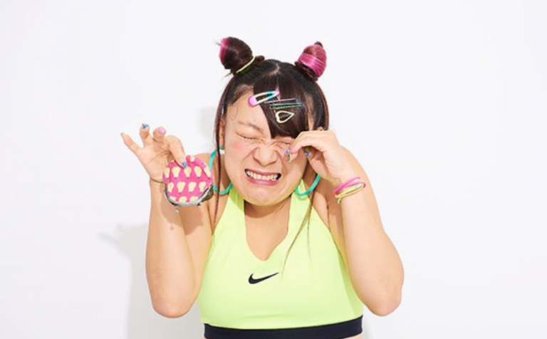 フワちゃんに嫌い！面白くない！の声続出！？タメ口や芸風が不評か？？