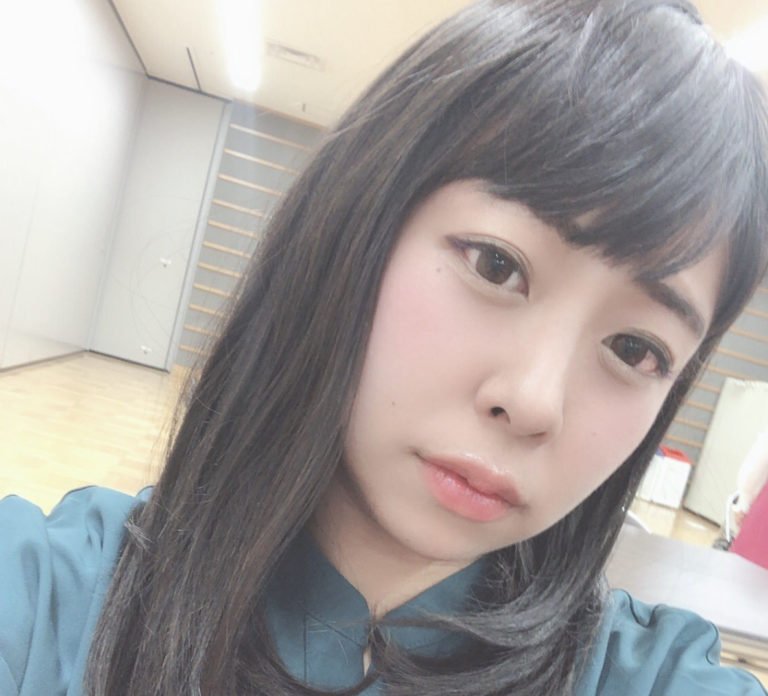 餅田コシヒカリ（駆け抜けて軽トラ）が可愛い！痩せた時の画像も！