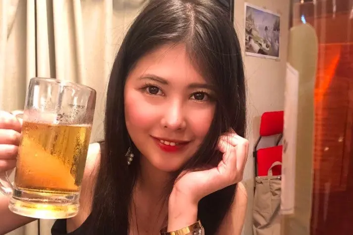 高橋ちなりの死因は何だった？吐きダコがありアル中だったって本当？